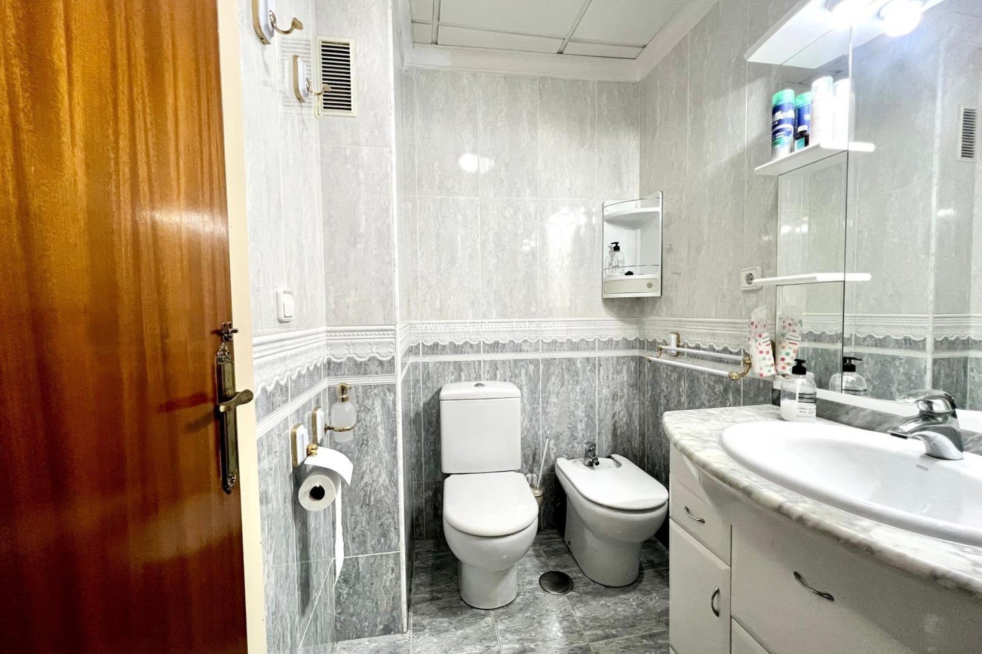 Resale - Apartments -
Torrevieja - Playa del Cura