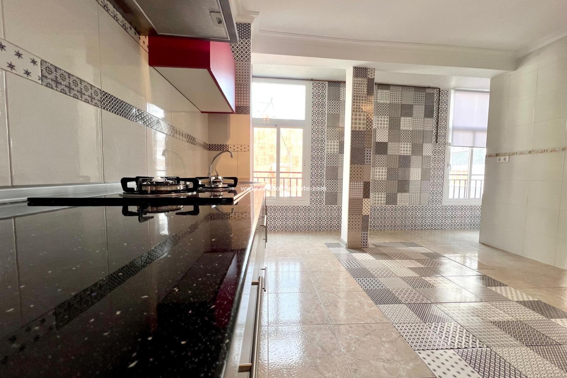 Resale - Apartments -
Torrevieja - Playa del Cura