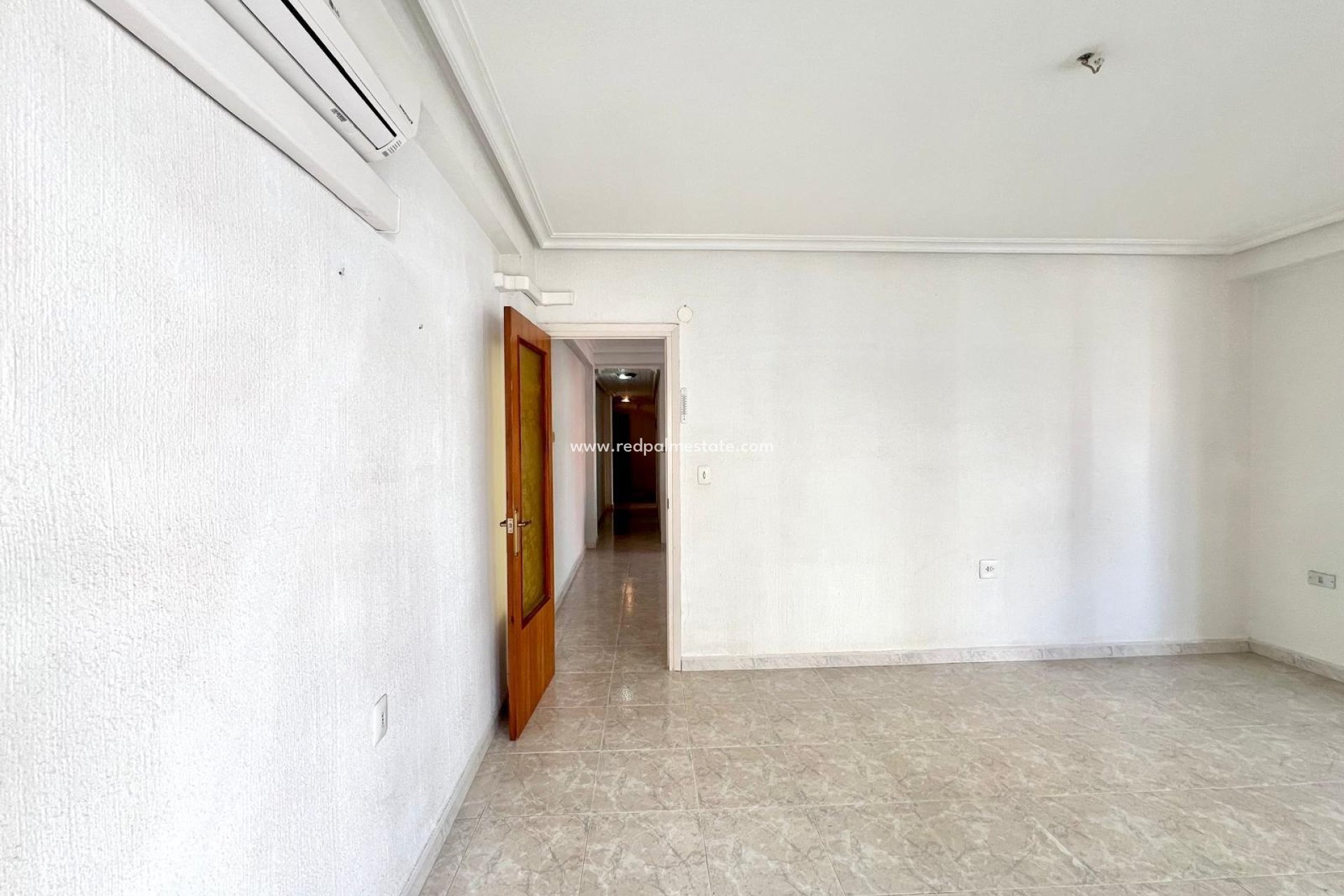 Resale - Apartments -
Torrevieja - Playa del Cura