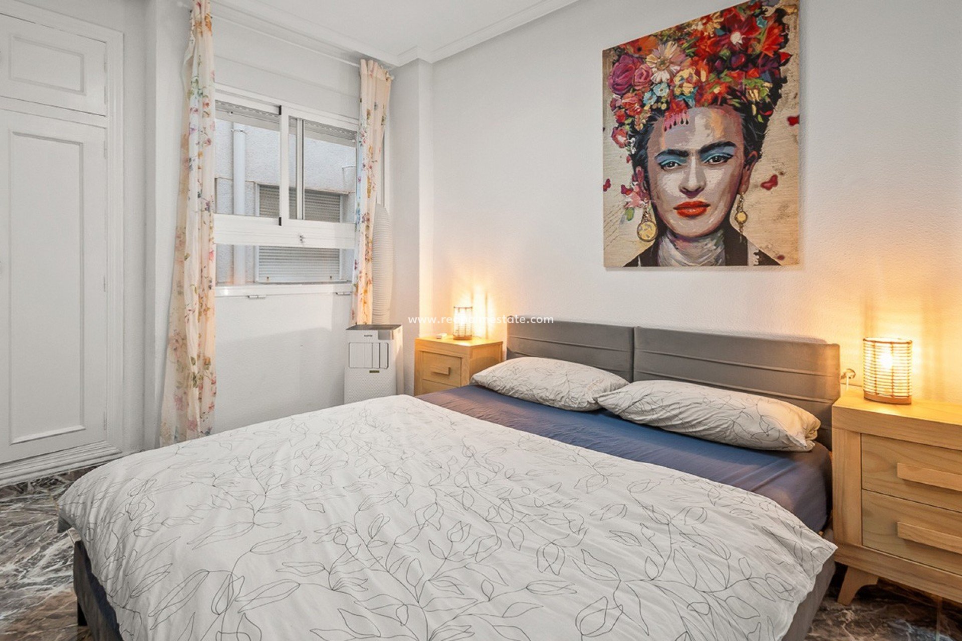 Resale - Apartments -
Torrevieja - Playa del Cura