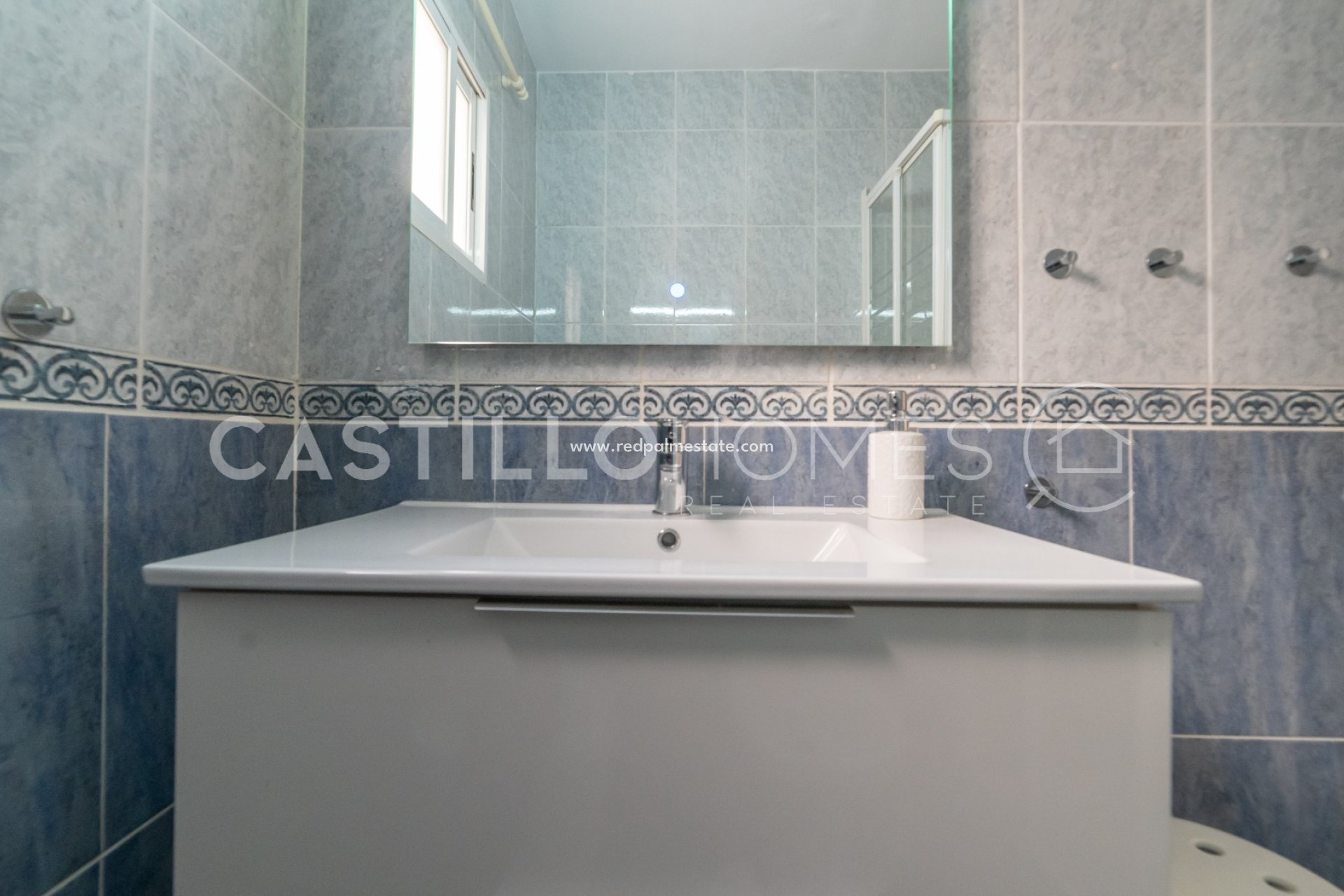 Resale - Apartments -
Torrevieja - Playa del Cura