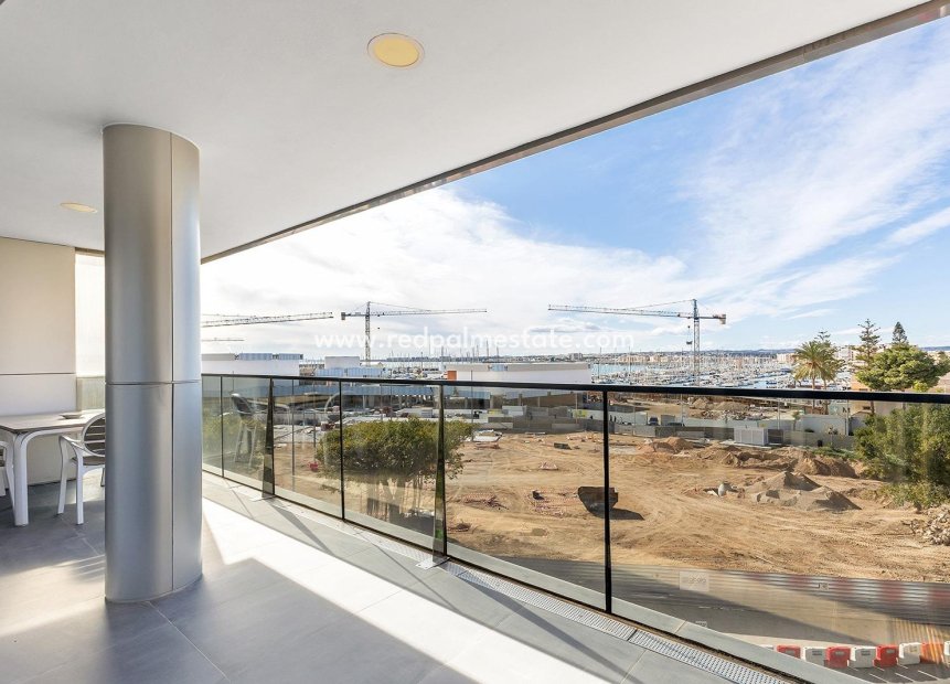 Resale - Apartments -
Torrevieja - Playa del Cura