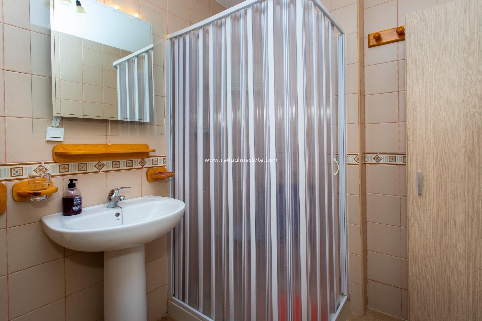 Resale - Apartments -
Torrevieja - Playa del Cura