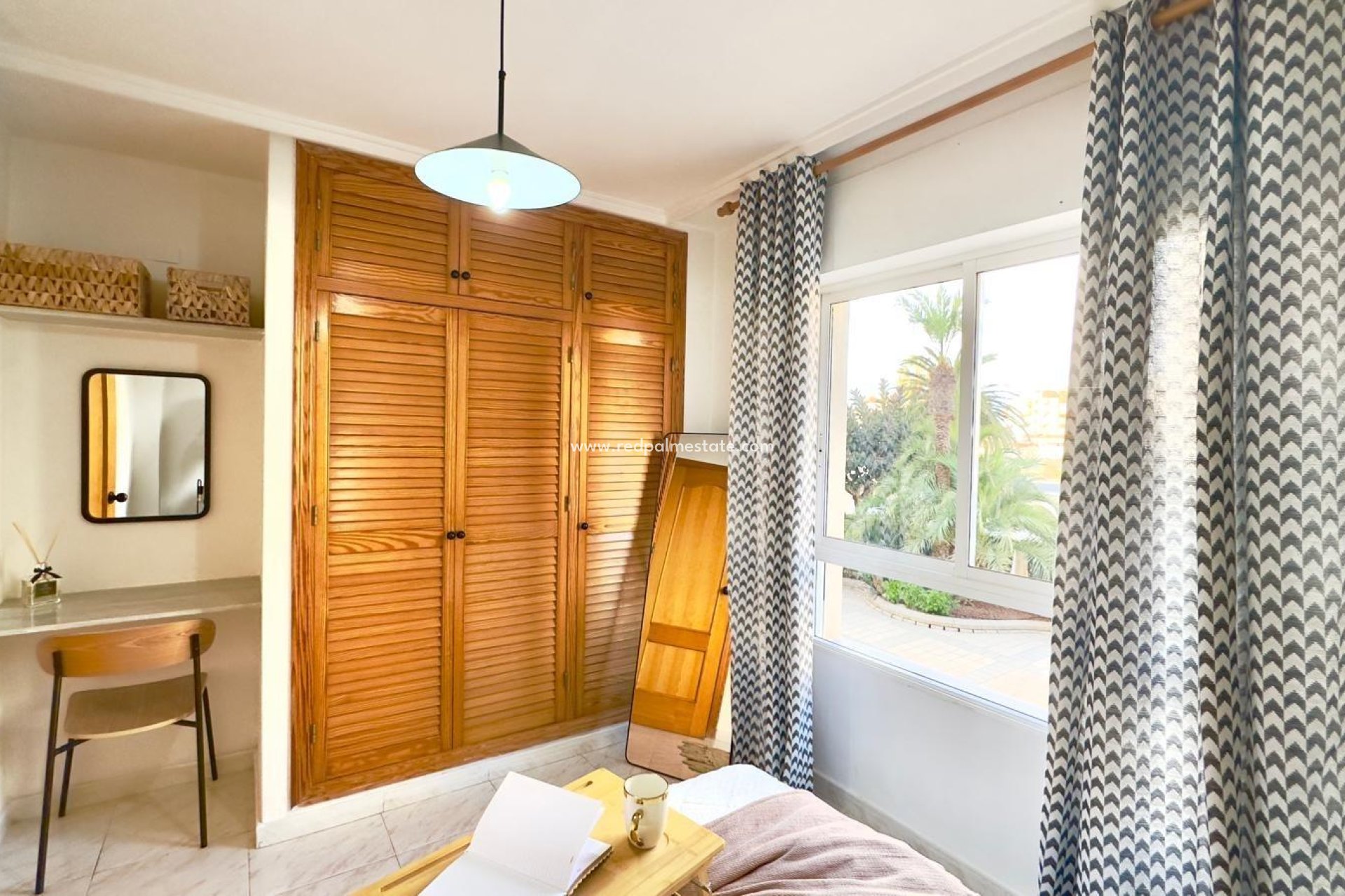 Resale - Apartments -
Torrevieja - Playa del Cura