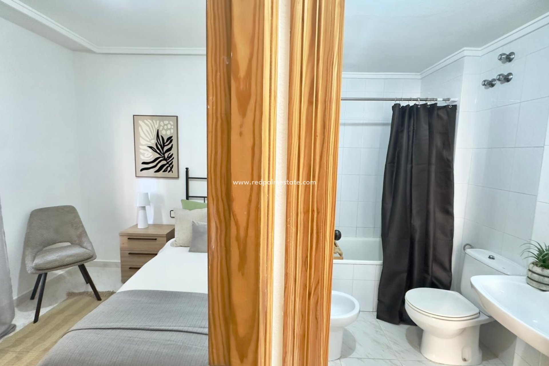 Resale - Apartments -
Torrevieja - Playa del Cura