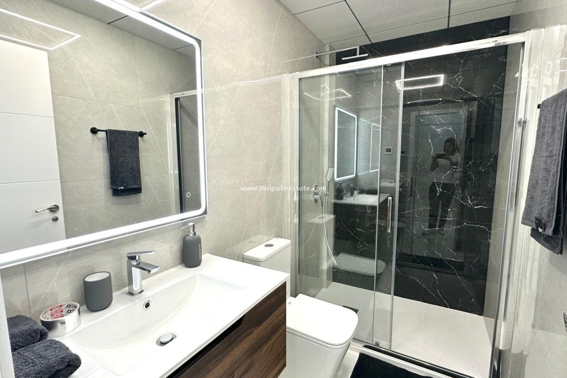 Resale - Apartments -
Torrevieja - Playa del Cura