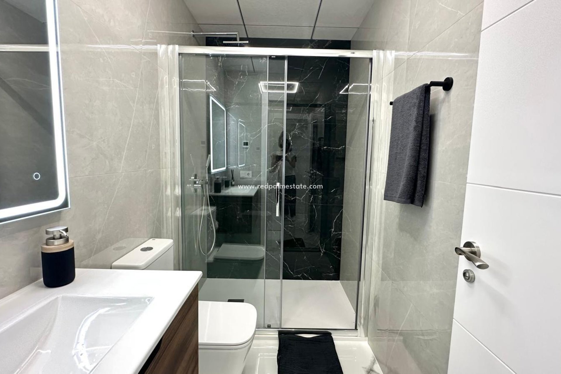 Resale - Apartments -
Torrevieja - Playa del Cura