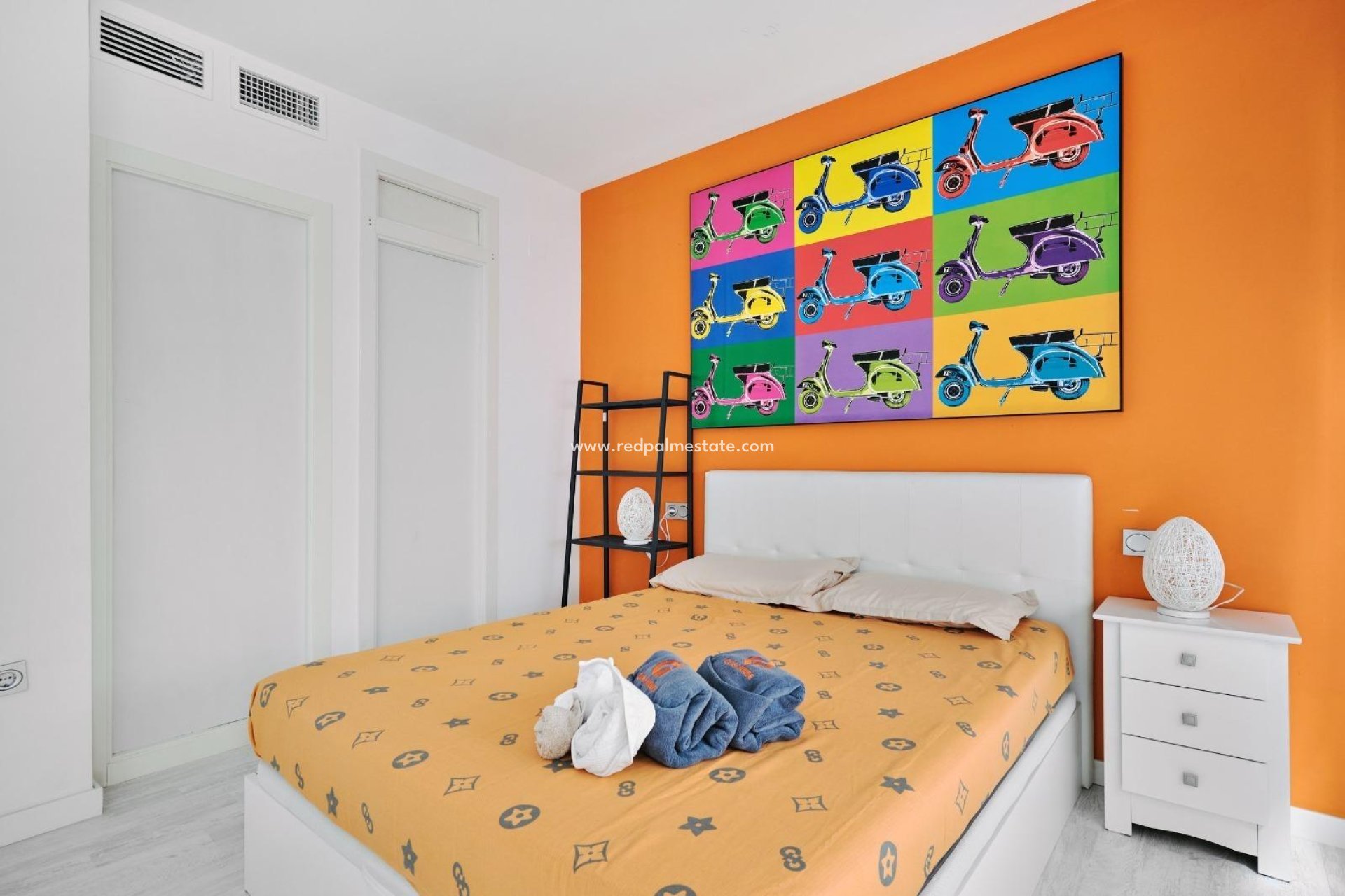 Resale - Apartments -
Torrevieja - Playa del Cura