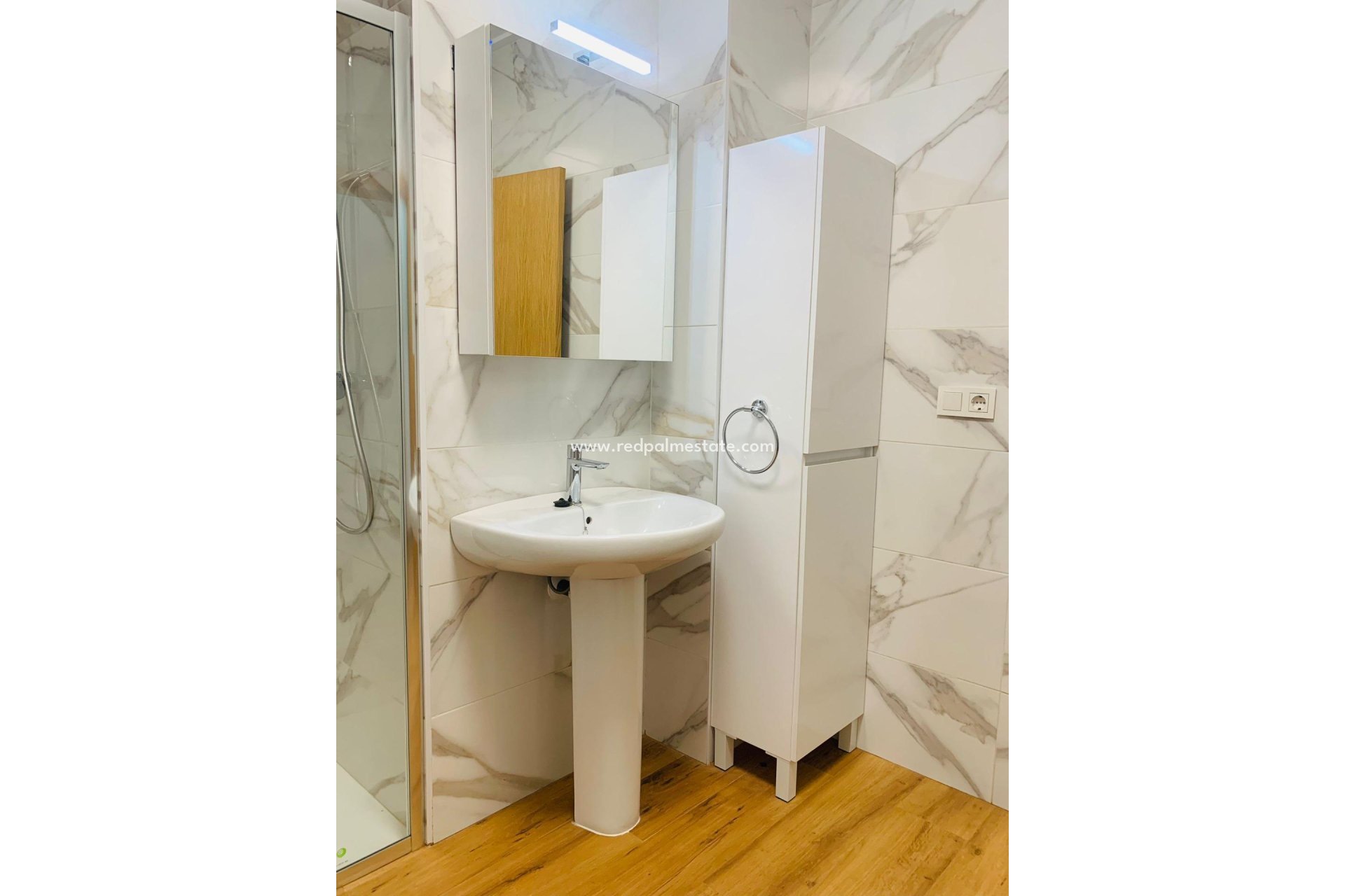 Resale - Apartments -
Torrevieja - Playa del Cura