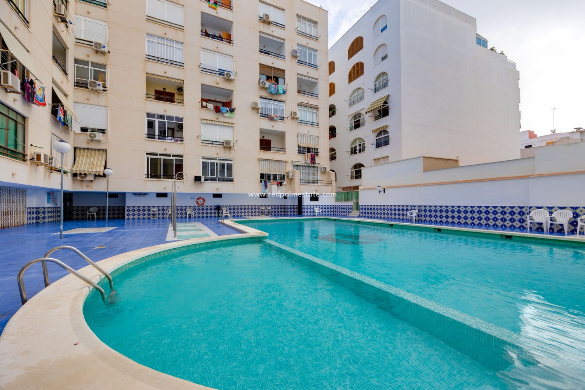 Resale - Apartments -
Torrevieja - Playa del Cura