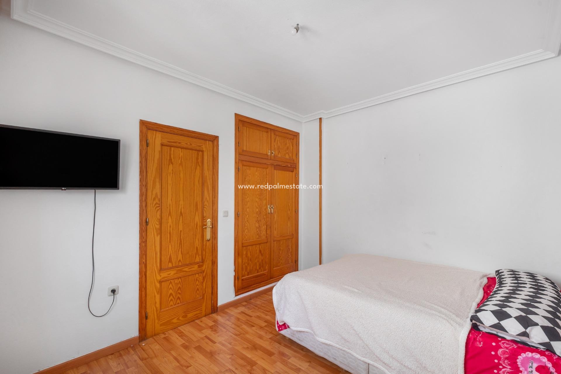 Resale - Apartments -
Torrevieja - Playa del Cura