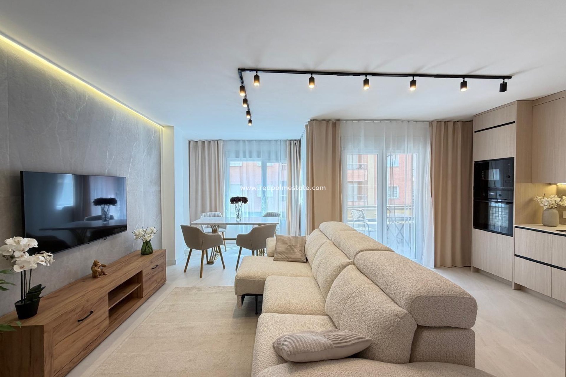 Resale - Apartments -
Torrevieja - Playa del Cura