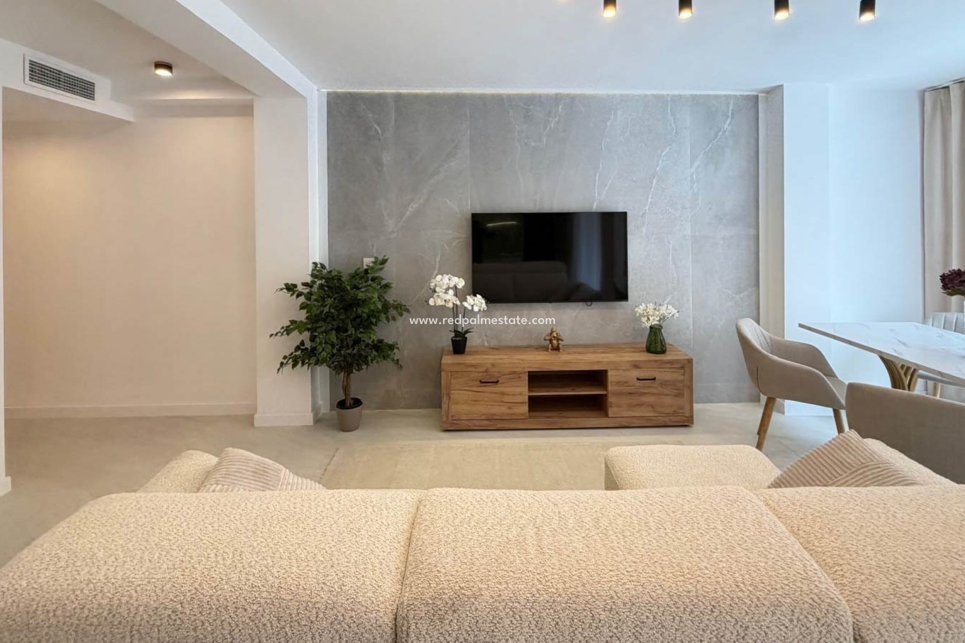 Resale - Apartments -
Torrevieja - Playa del Cura