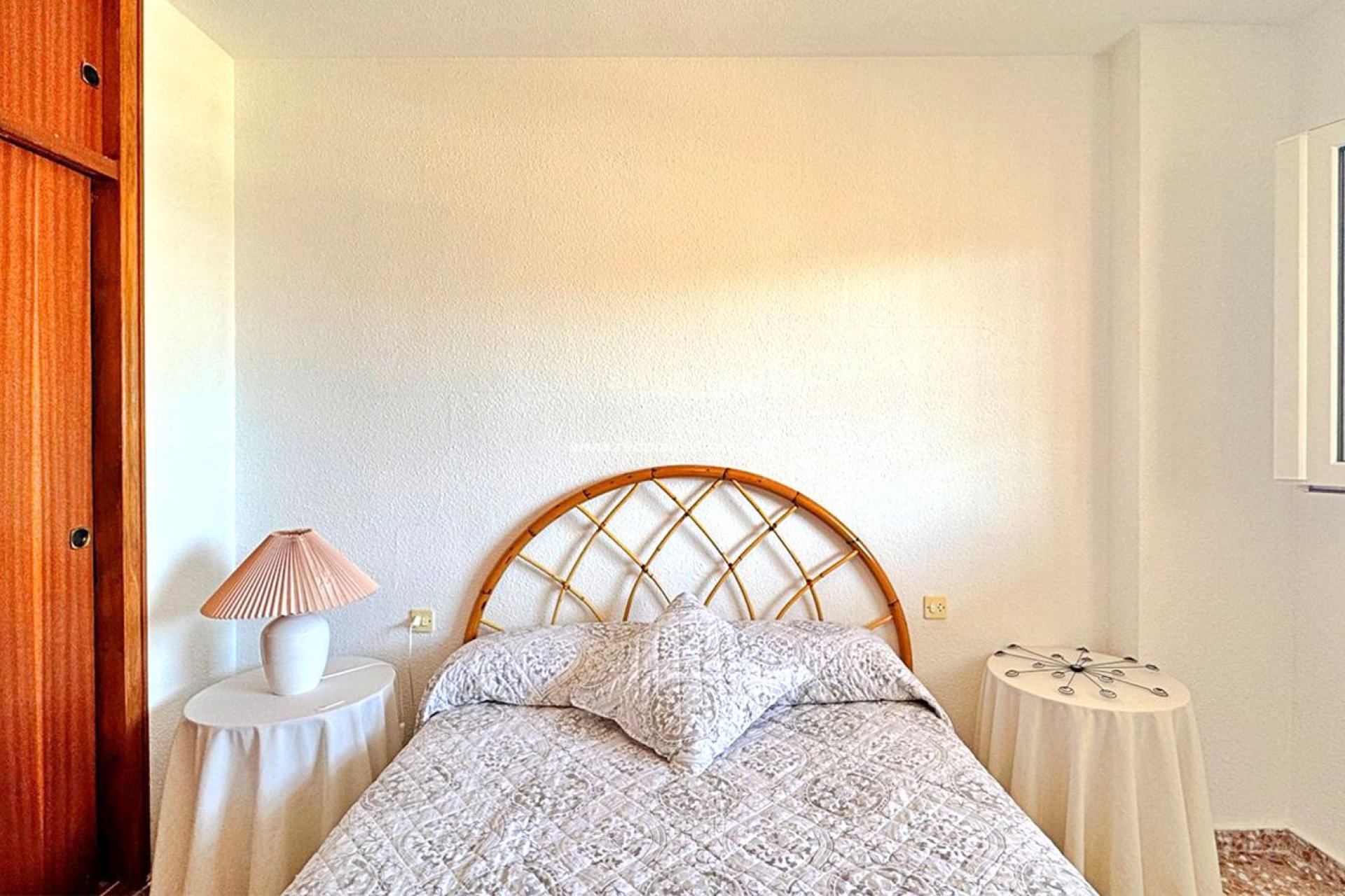 Resale - Apartments -
Torrevieja - Punta Prima Torrevieja