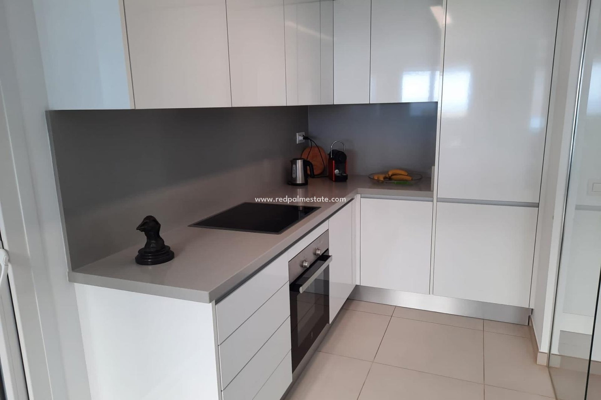 Resale - Apartments -
Torrevieja - Punta prima