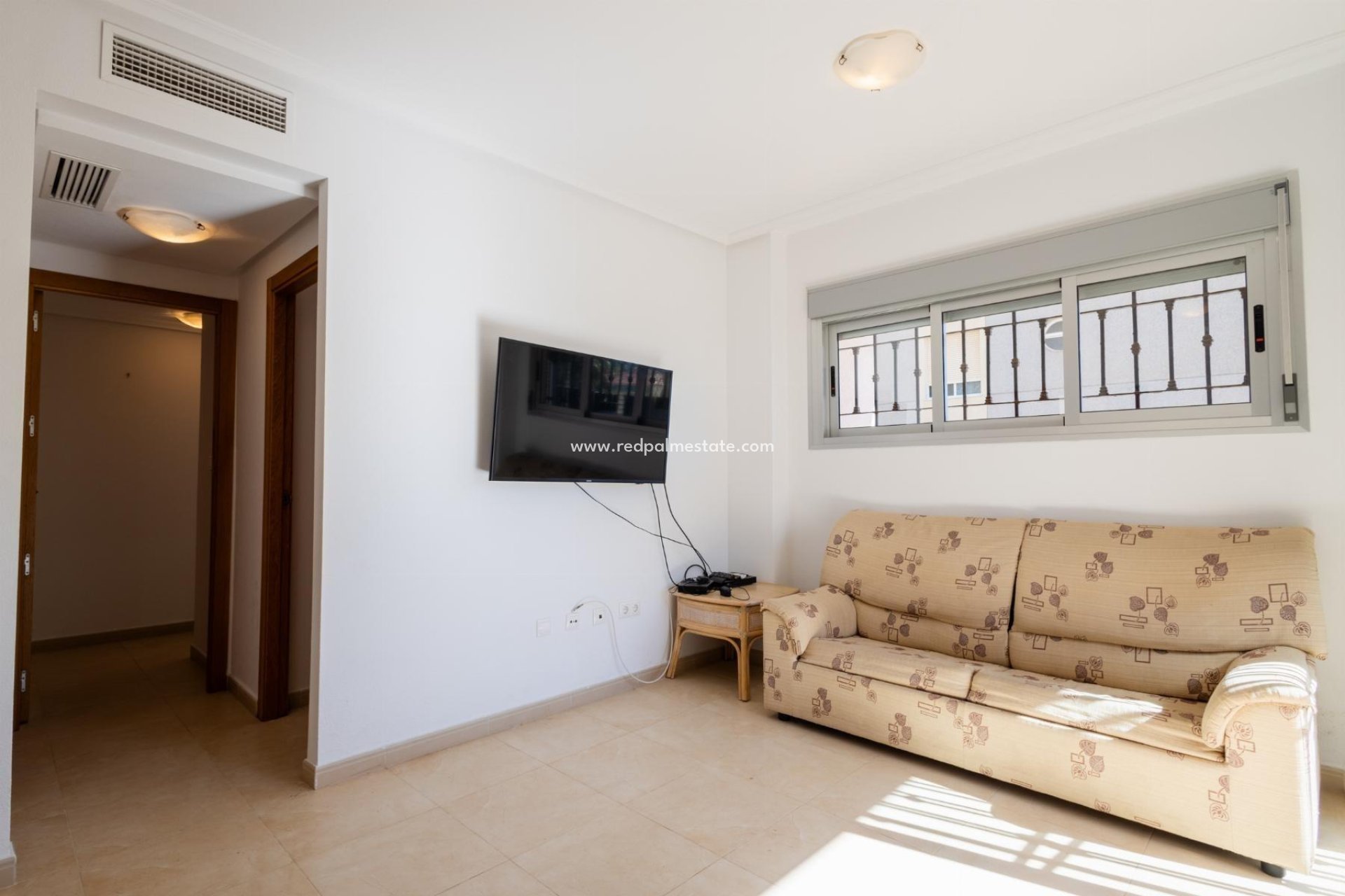 Resale - Apartments -
Torrevieja - Punta prima
