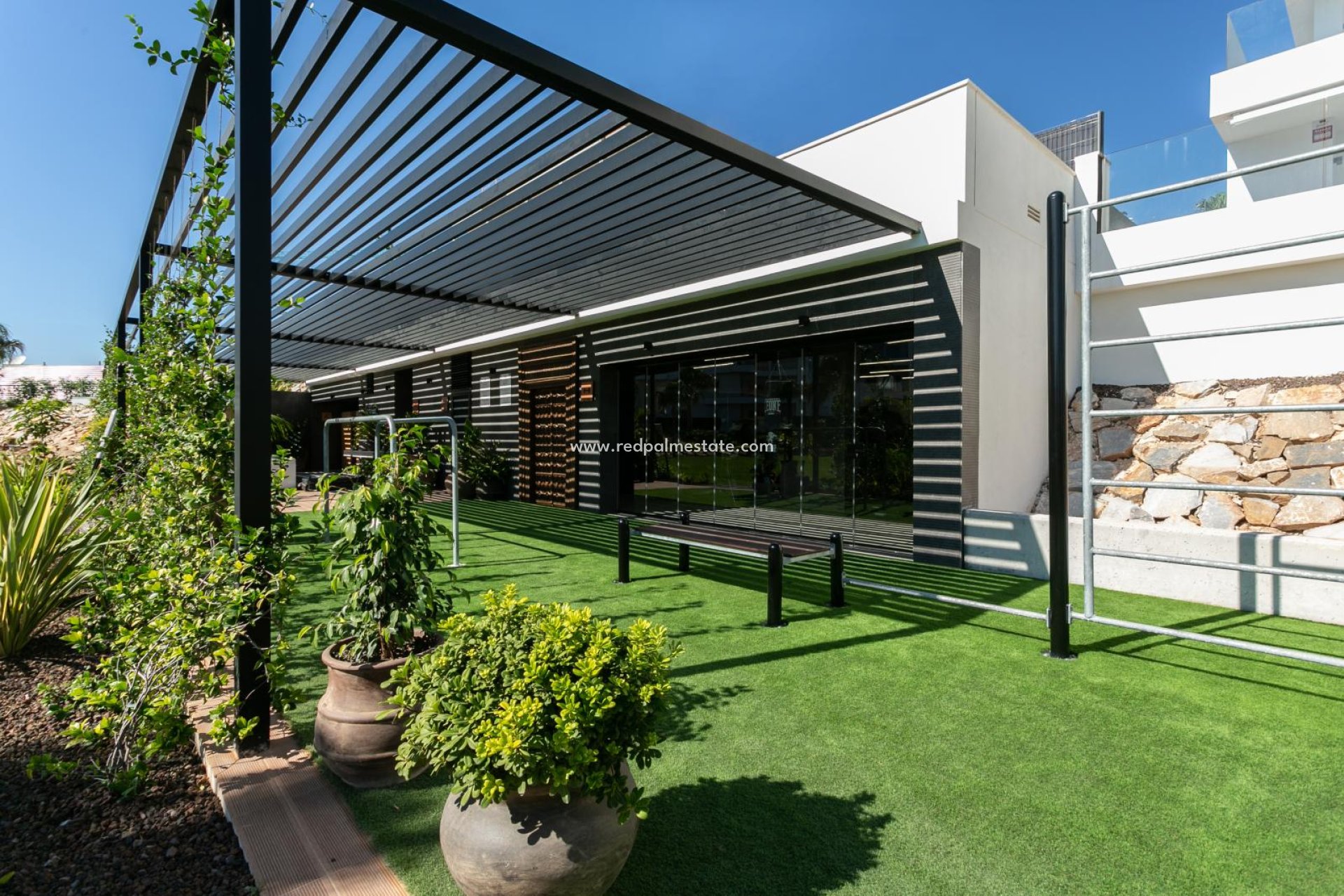 Resale - Apartments -
Torrevieja - Punta prima