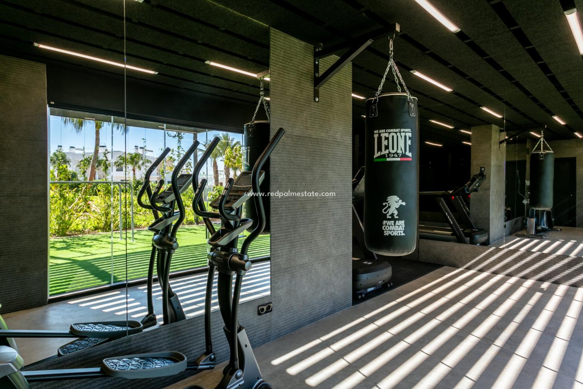 Resale - Apartments -
Torrevieja - Punta prima