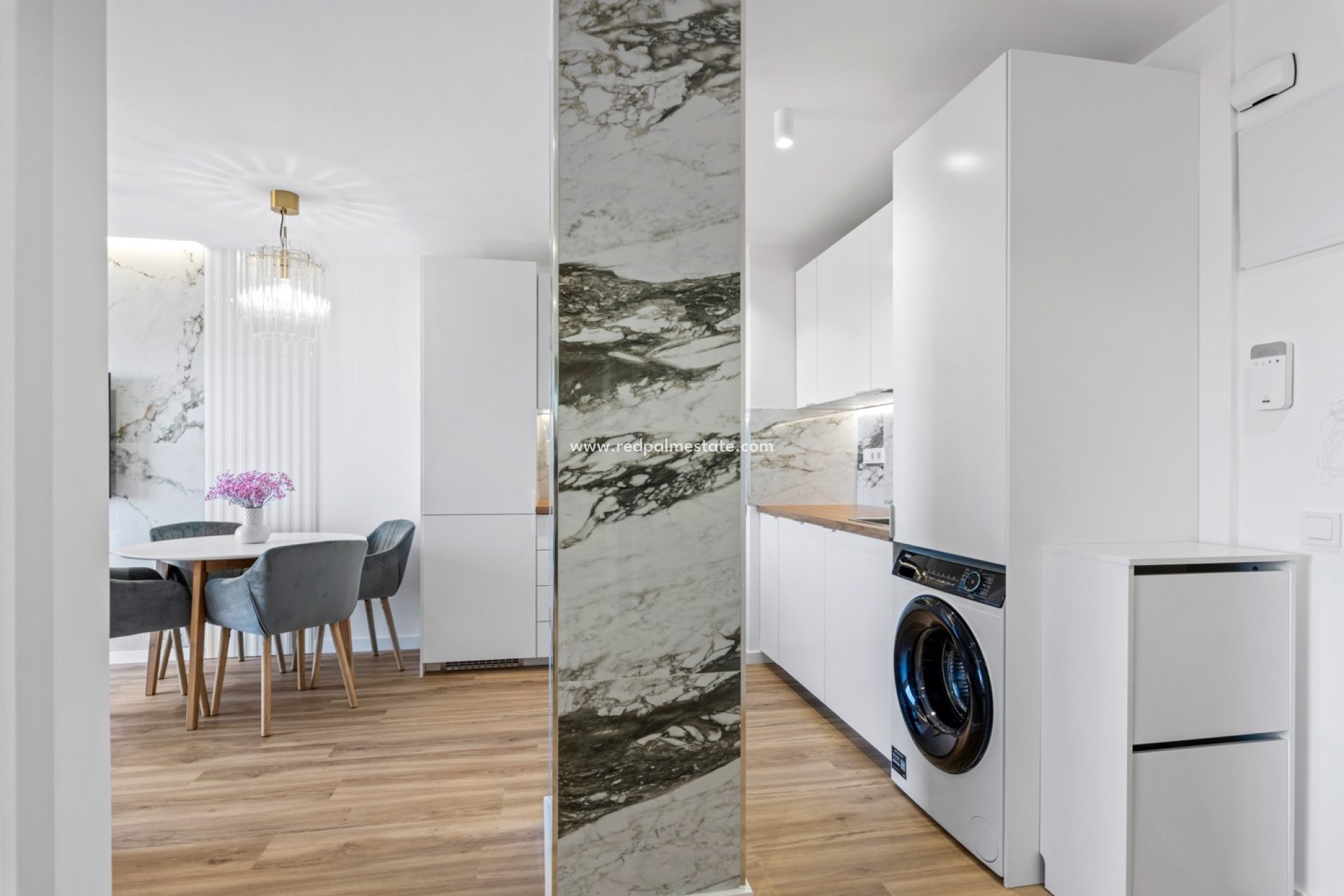 Resale - Apartments -
Torrevieja - Punta prima