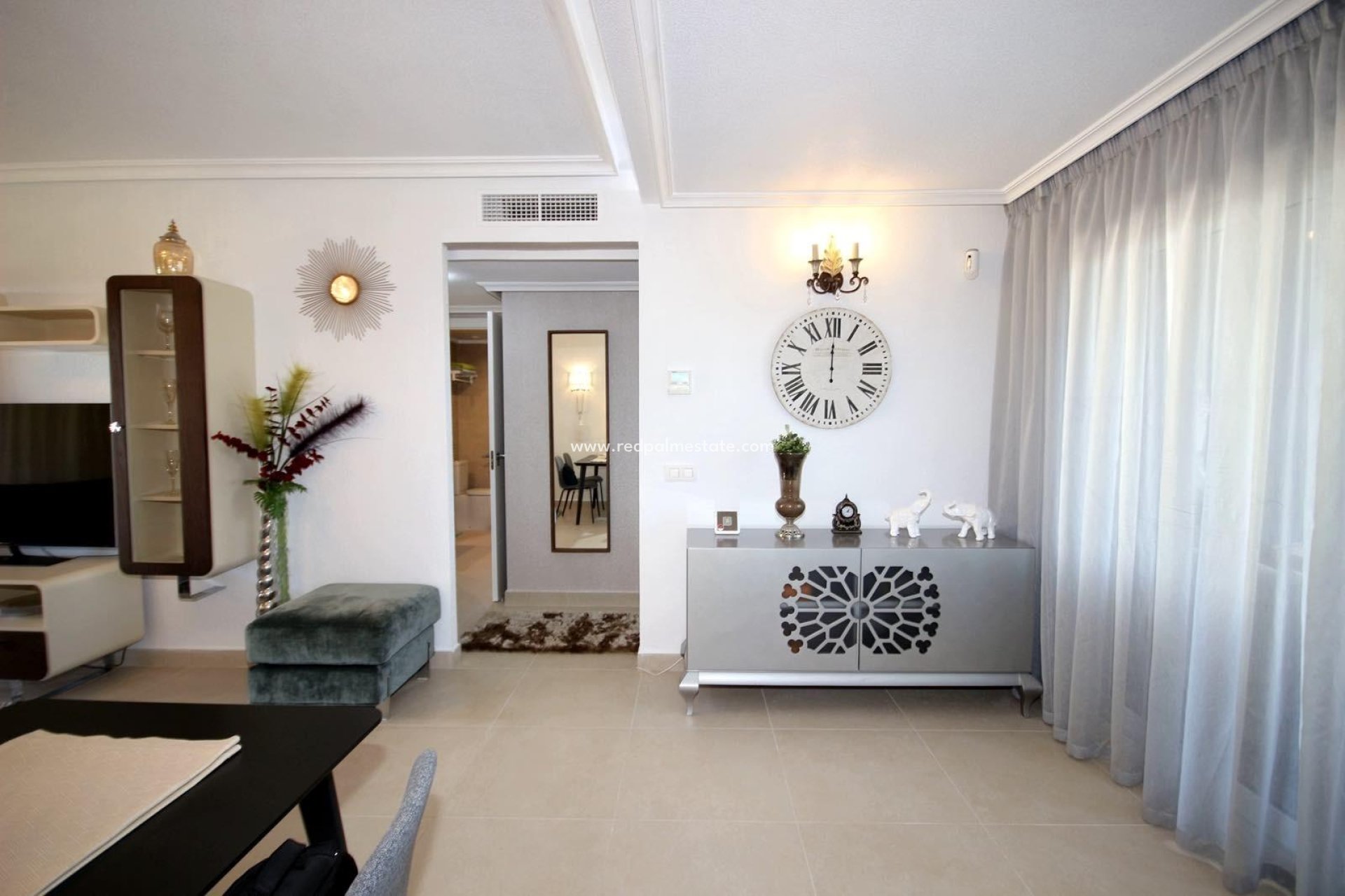 Resale - Apartments -
Torrevieja - Punta prima