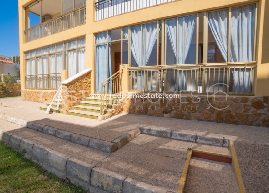 Resale - Apartments -
Torrevieja - Punta prima