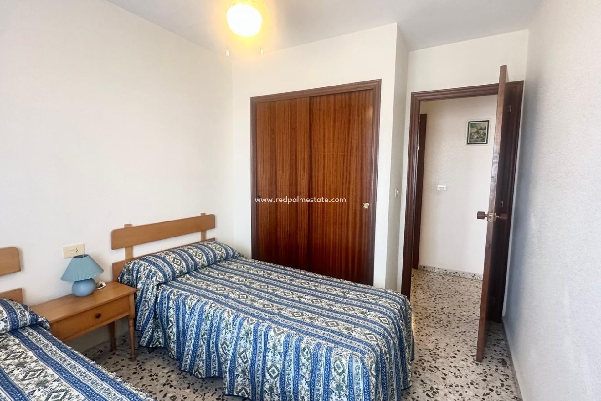 Resale - Apartments -
Torrevieja - Punta prima