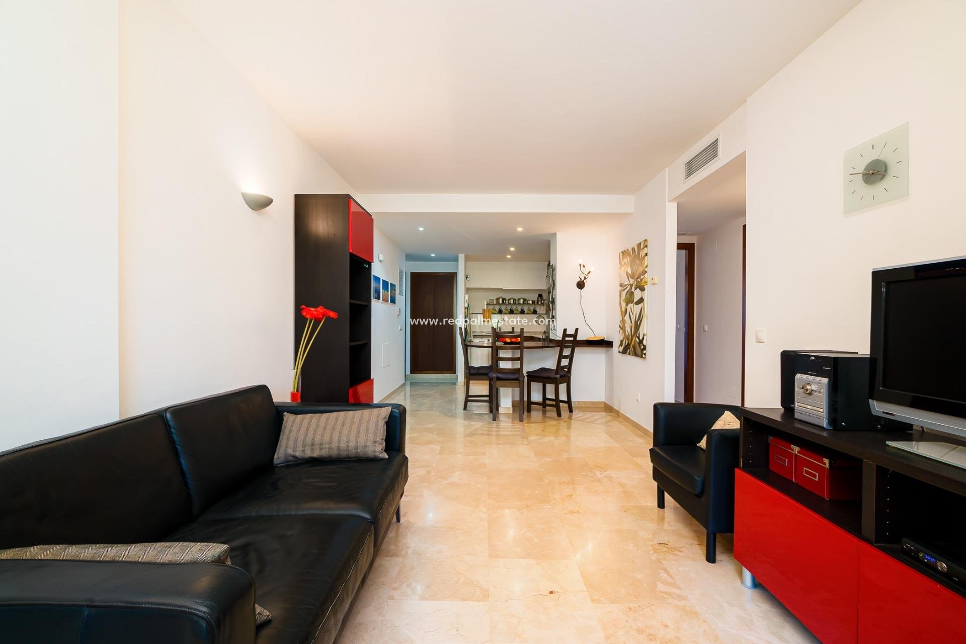 Resale - Apartments -
Torrevieja - Punta prima