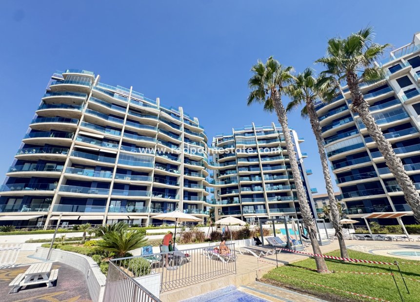 Resale - Apartments -
Torrevieja - Punta prima