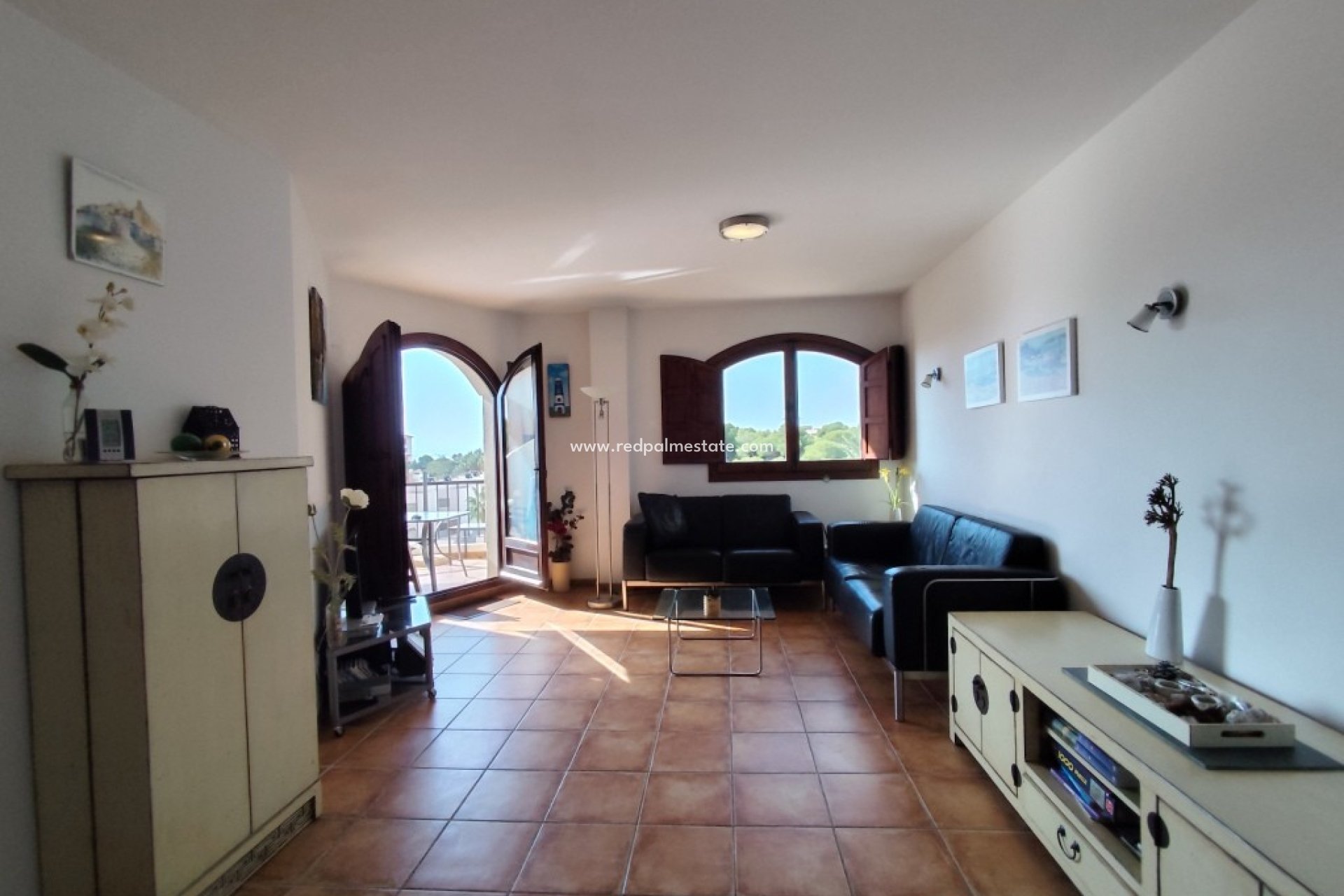 Resale - Apartments -
Torrevieja - Punta prima