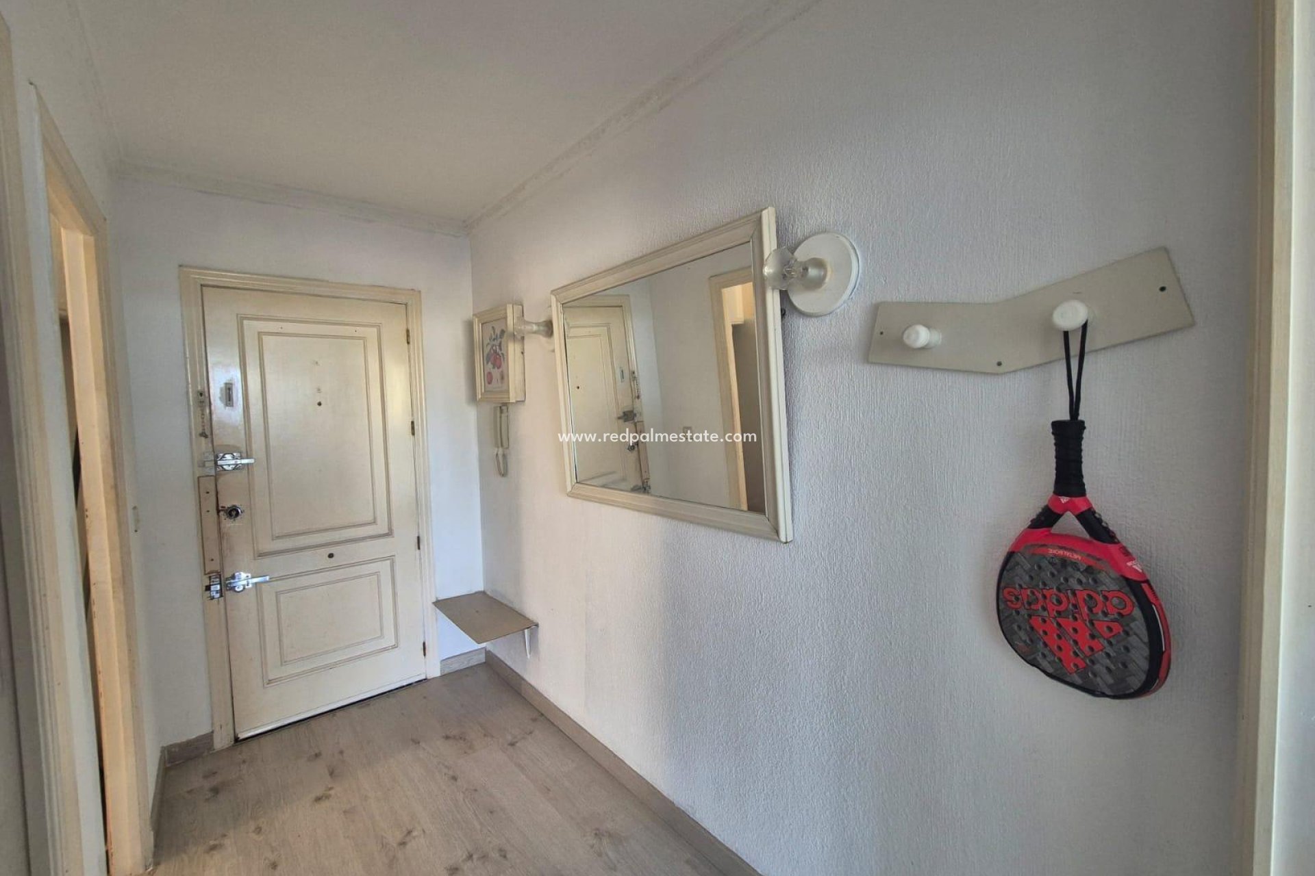 Resale - Apartments -
Torrevieja - Punta prima