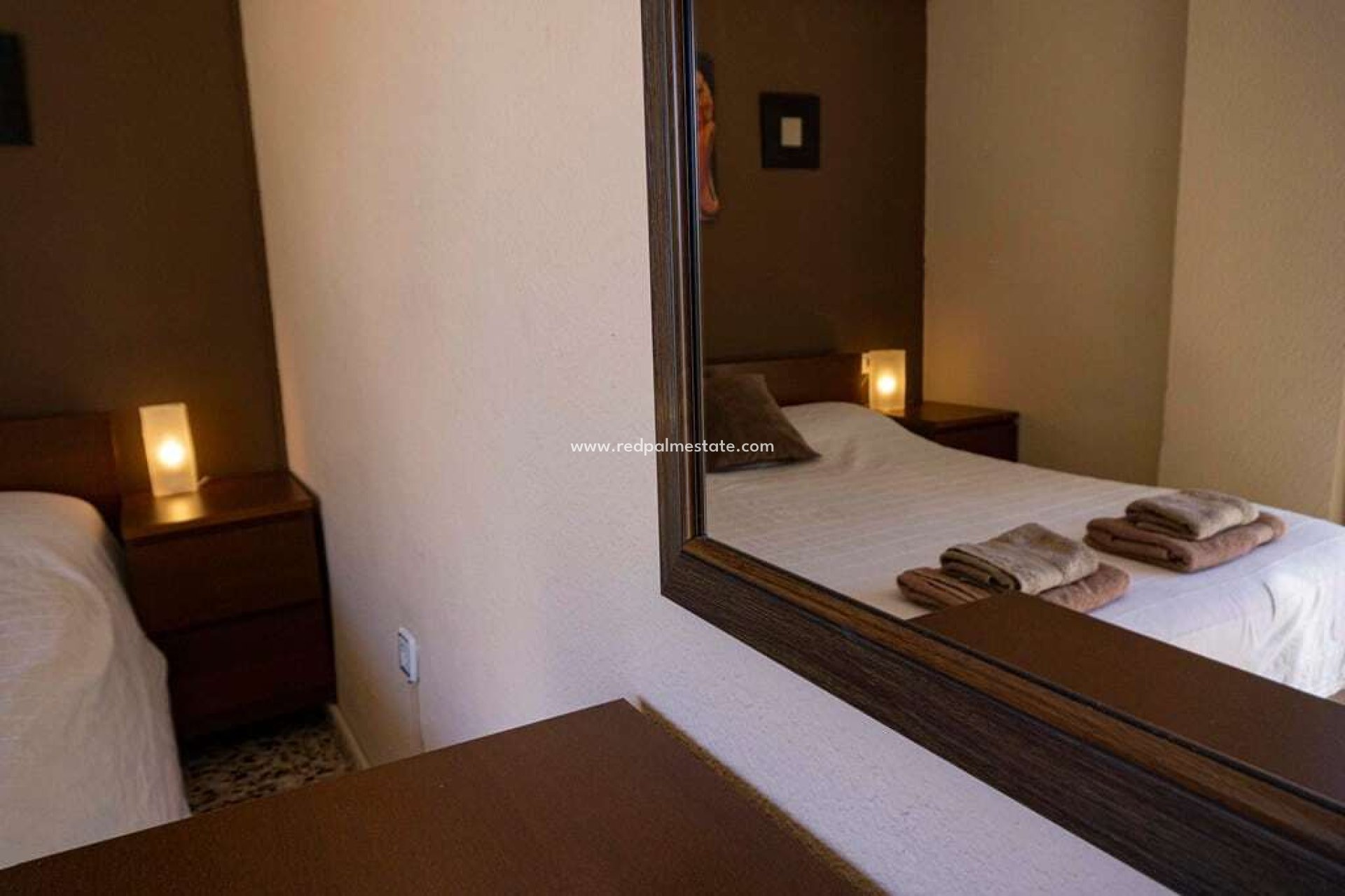 Resale - Apartments -
Torrevieja - Punta prima