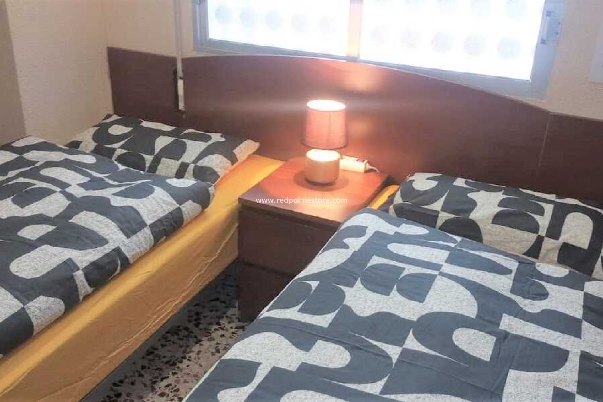 Resale - Apartments -
Torrevieja - Punta prima