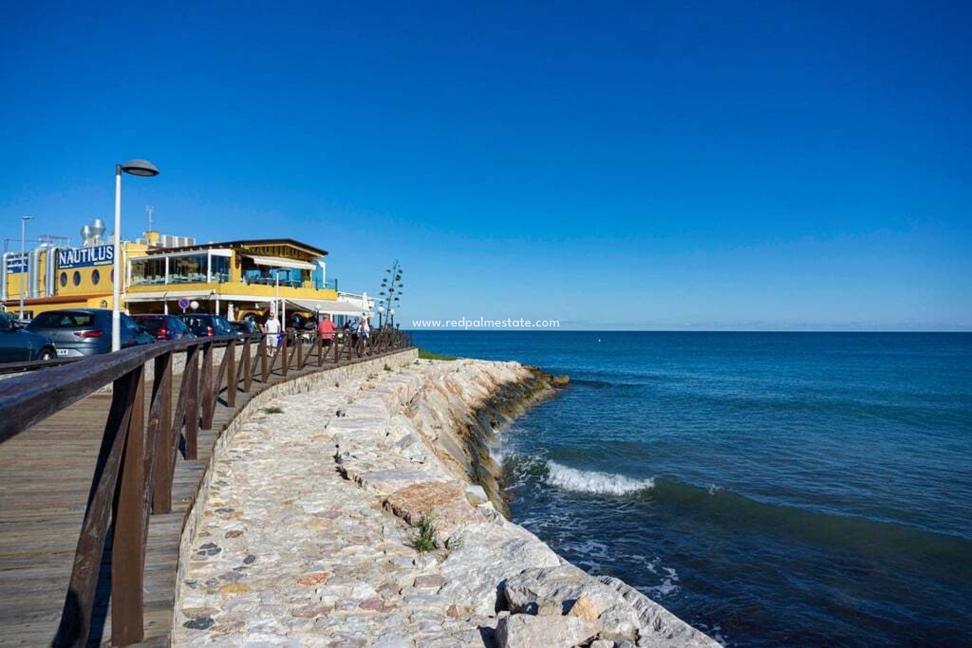 Resale - Apartments -
Torrevieja - Punta prima