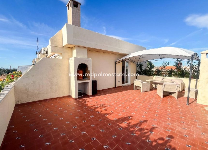 Resale - Apartments -
Torrevieja - Punta prima