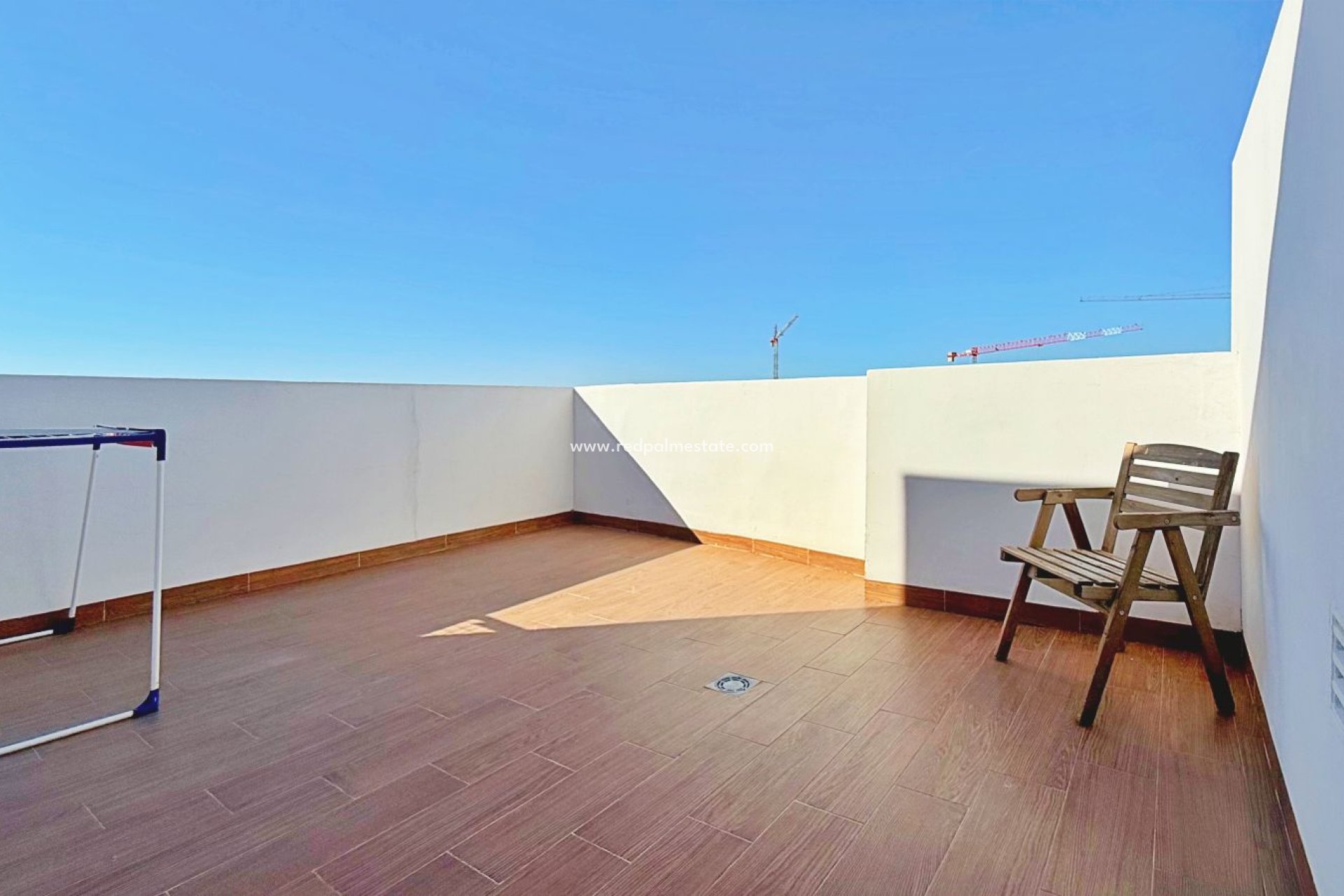 Resale - Apartments -
Torrevieja - Punta prima