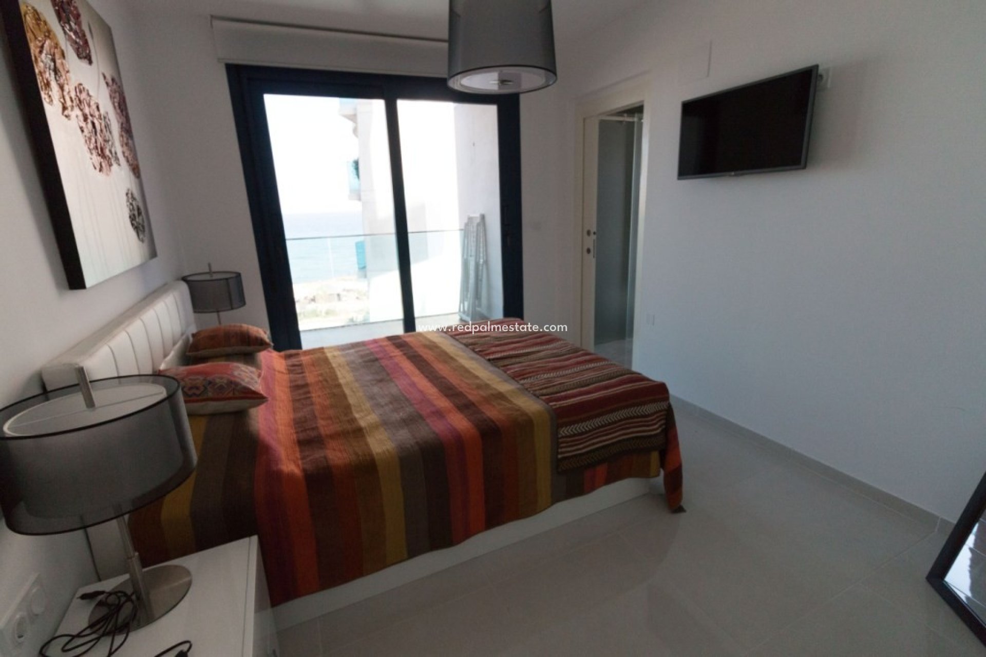 Resale - Apartments -
Torrevieja - Punta prima