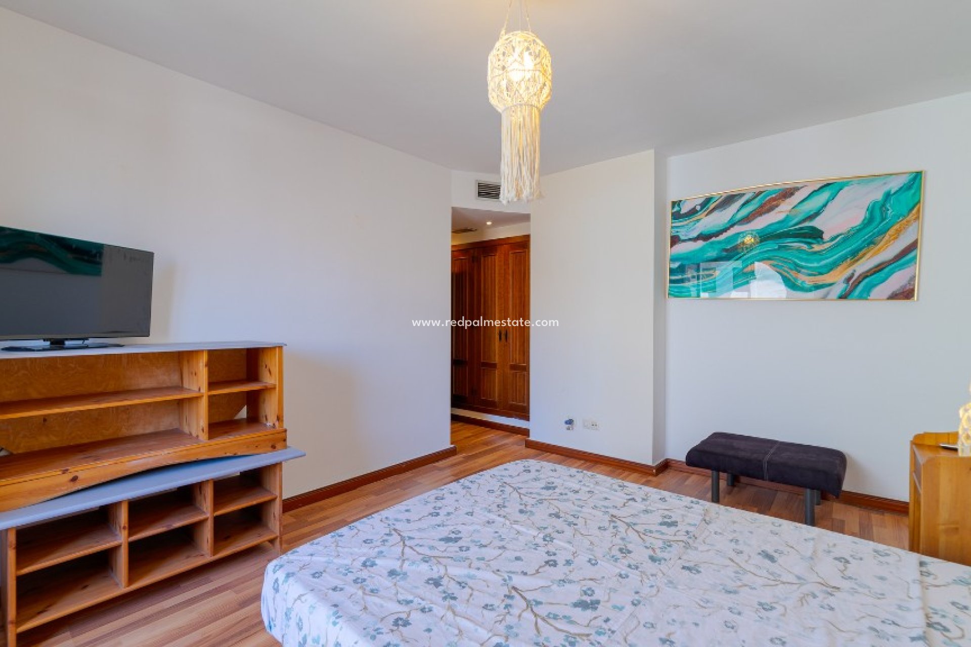 Resale - Apartments -
Torrevieja - Punta prima