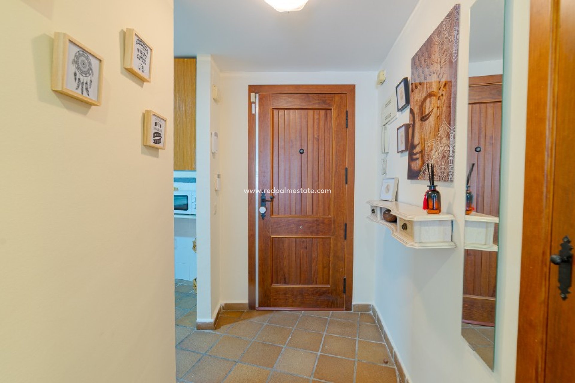 Resale - Apartments -
Torrevieja - Punta prima