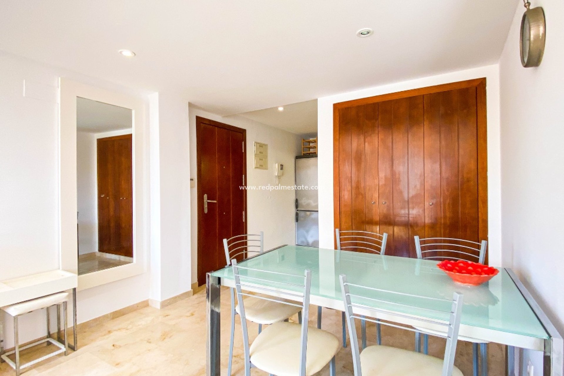 Resale - Apartments -
Torrevieja - Punta prima