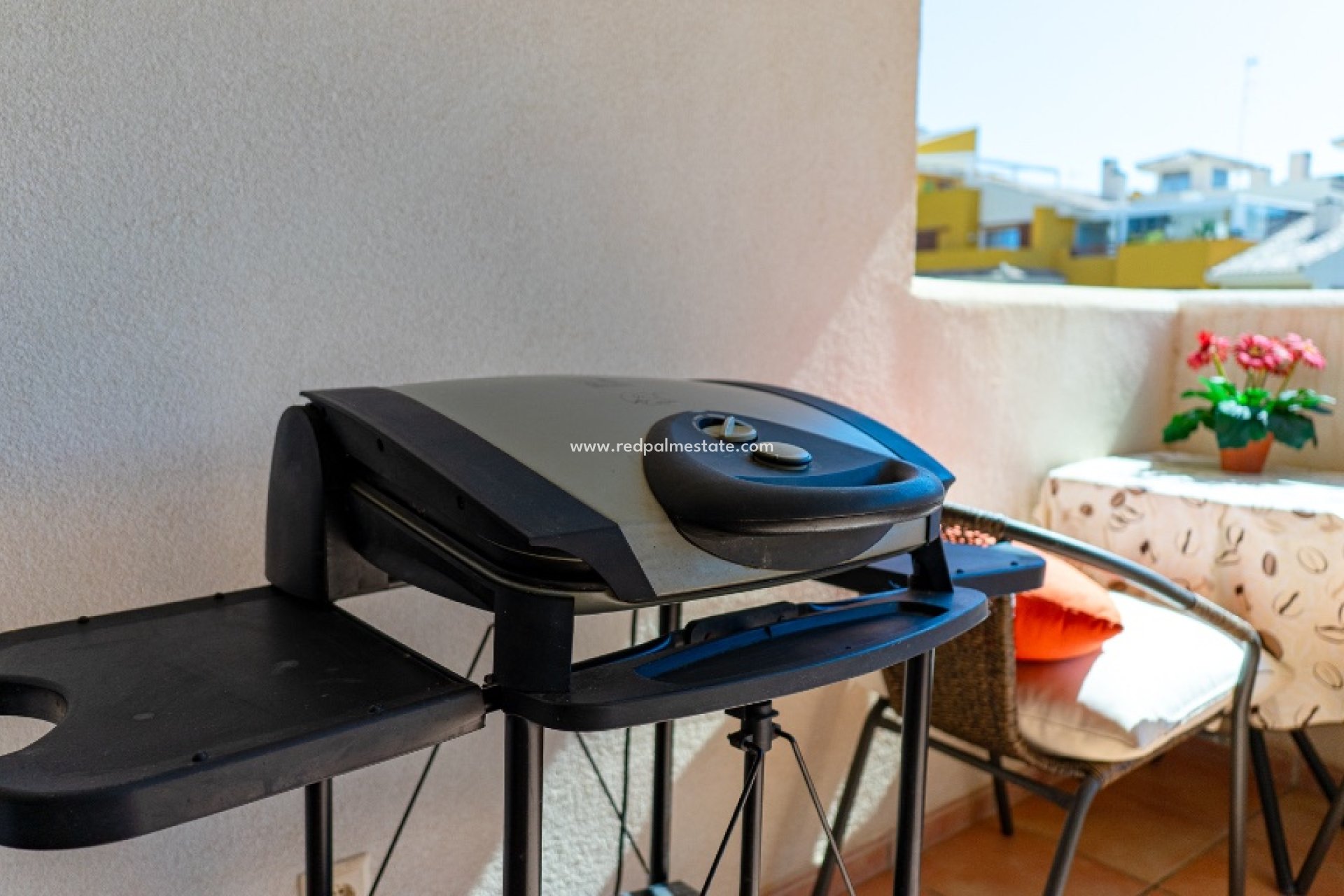 Resale - Apartments -
Torrevieja - Punta prima