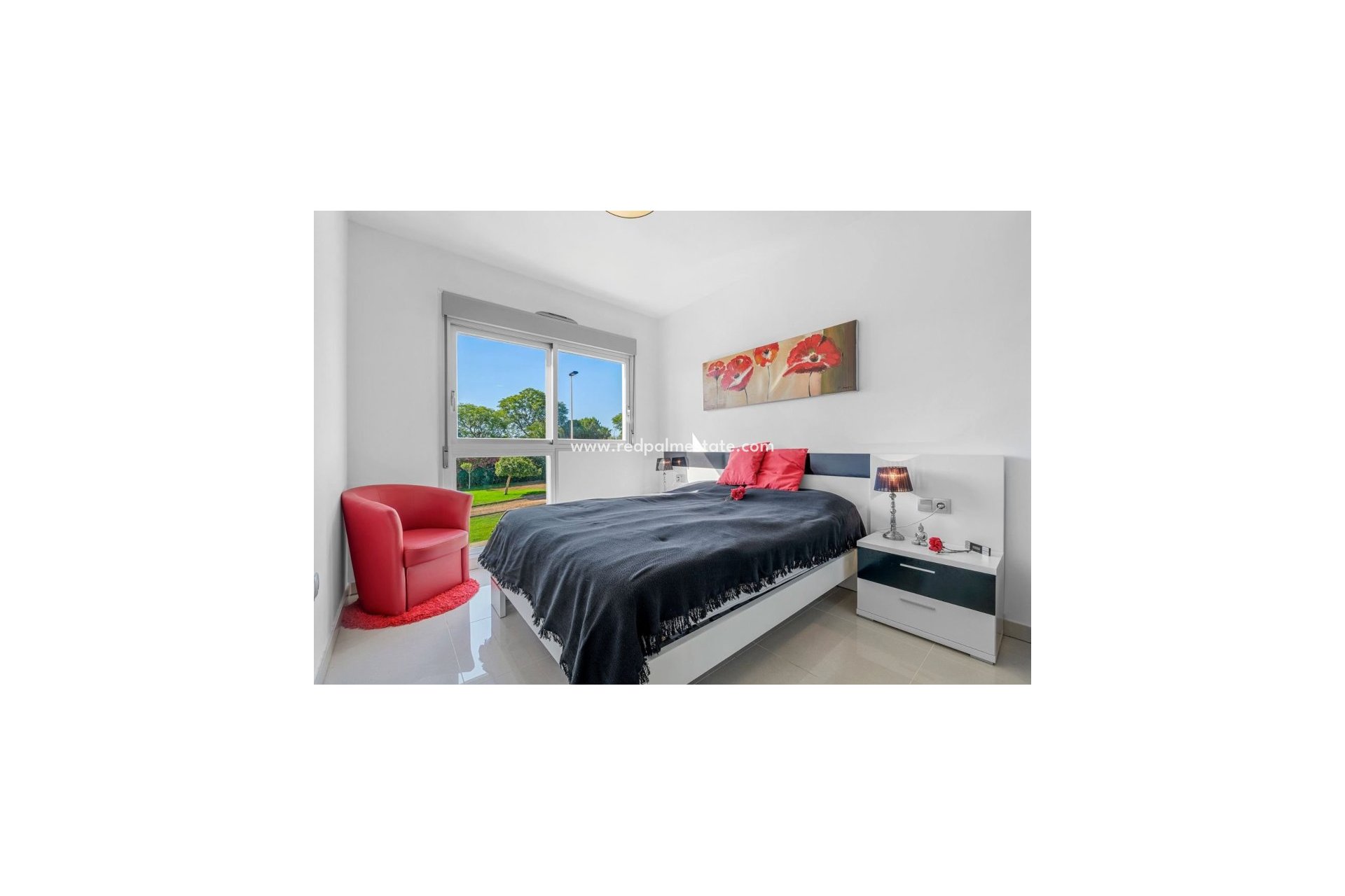 Resale - Apartments -
Torrevieja - Punta prima