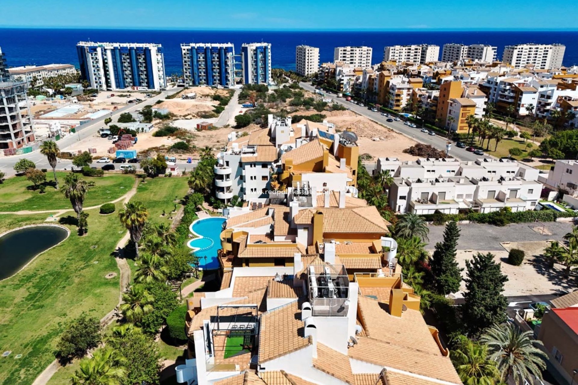 Resale - Apartments -
Torrevieja - Punta prima