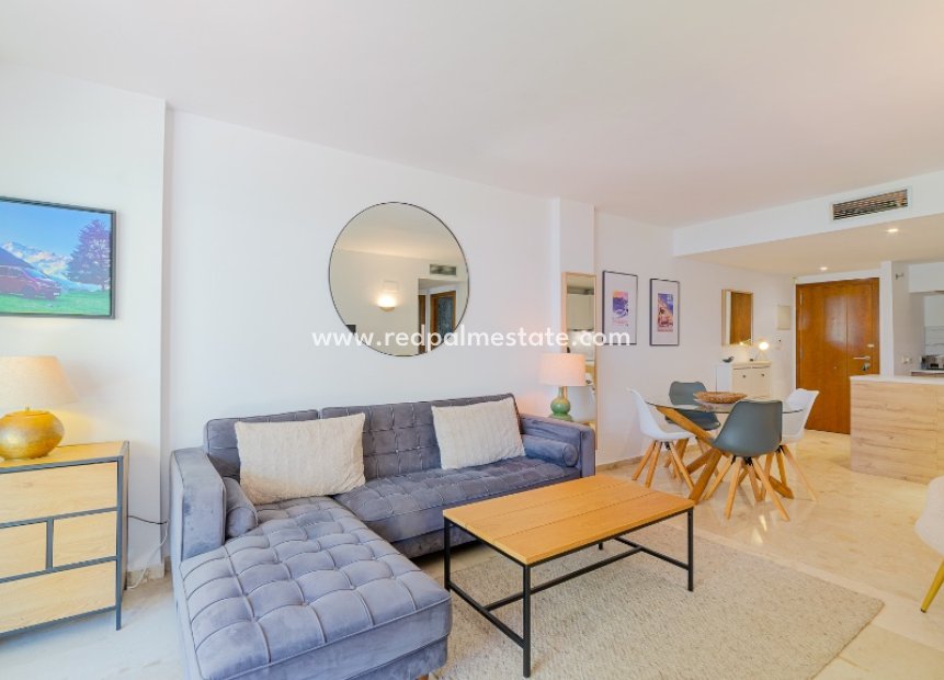 Resale - Apartments -
Torrevieja - Punta prima