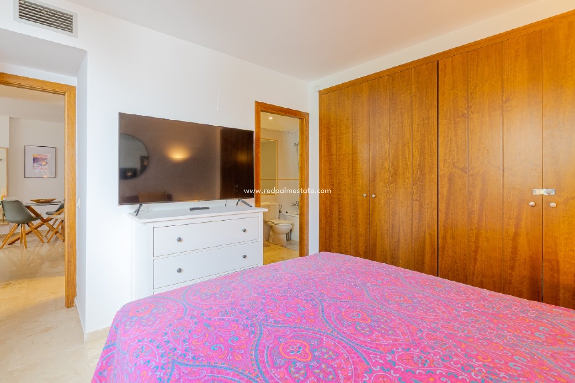 Resale - Apartments -
Torrevieja - Punta prima