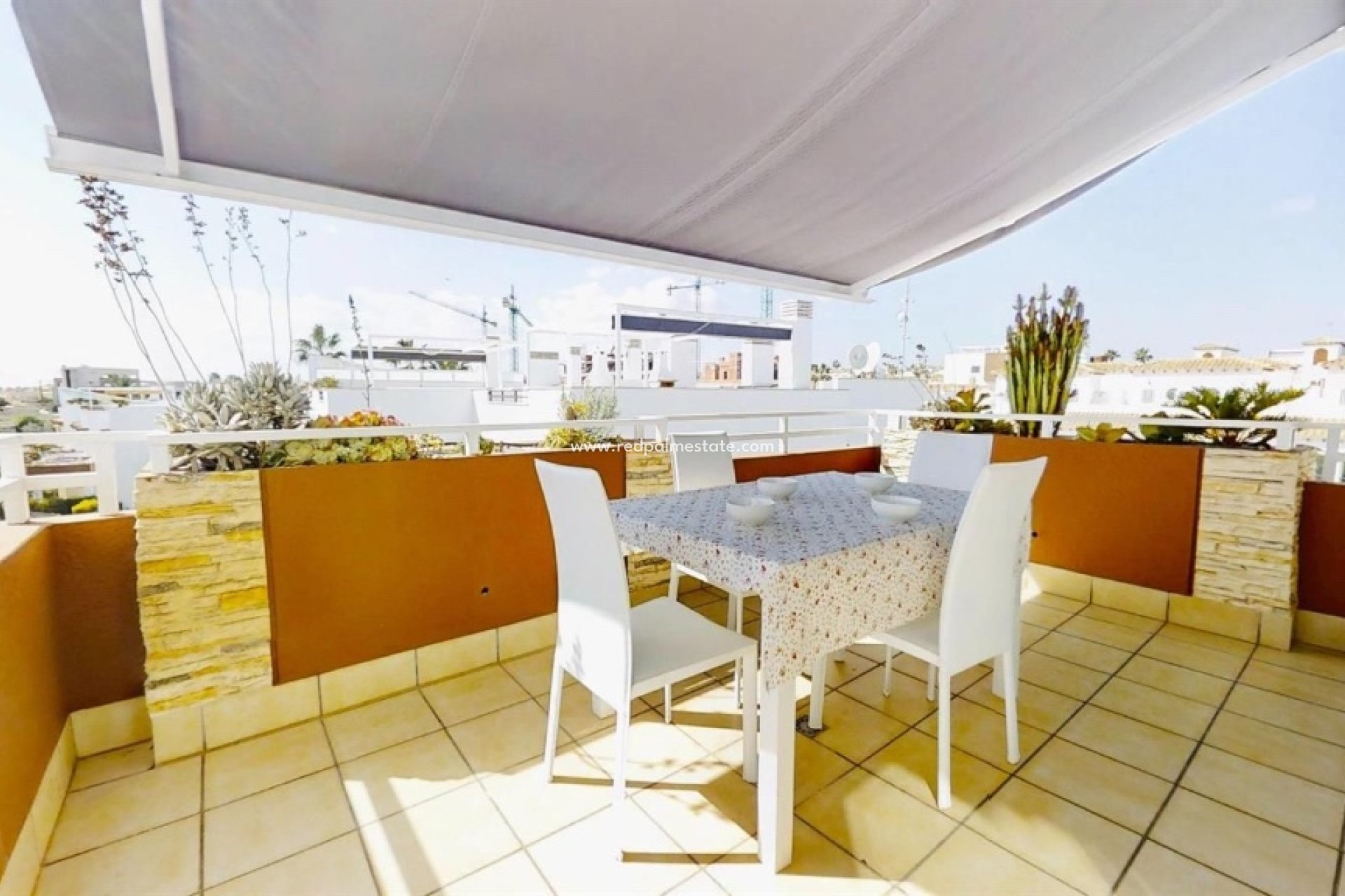 Resale - Apartments -
Torrevieja - Punta prima