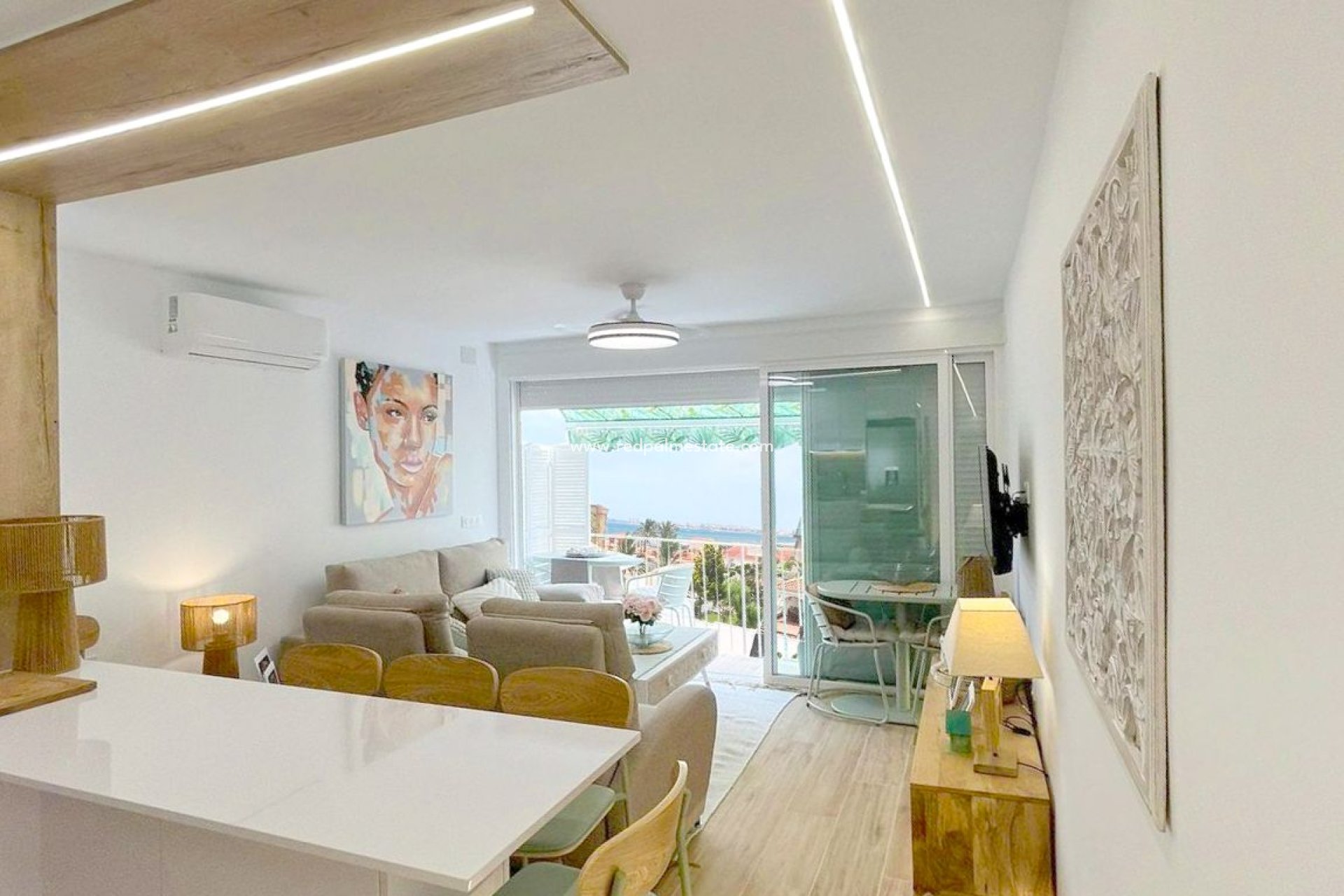 Resale - Apartments -
Torrevieja - Punta prima