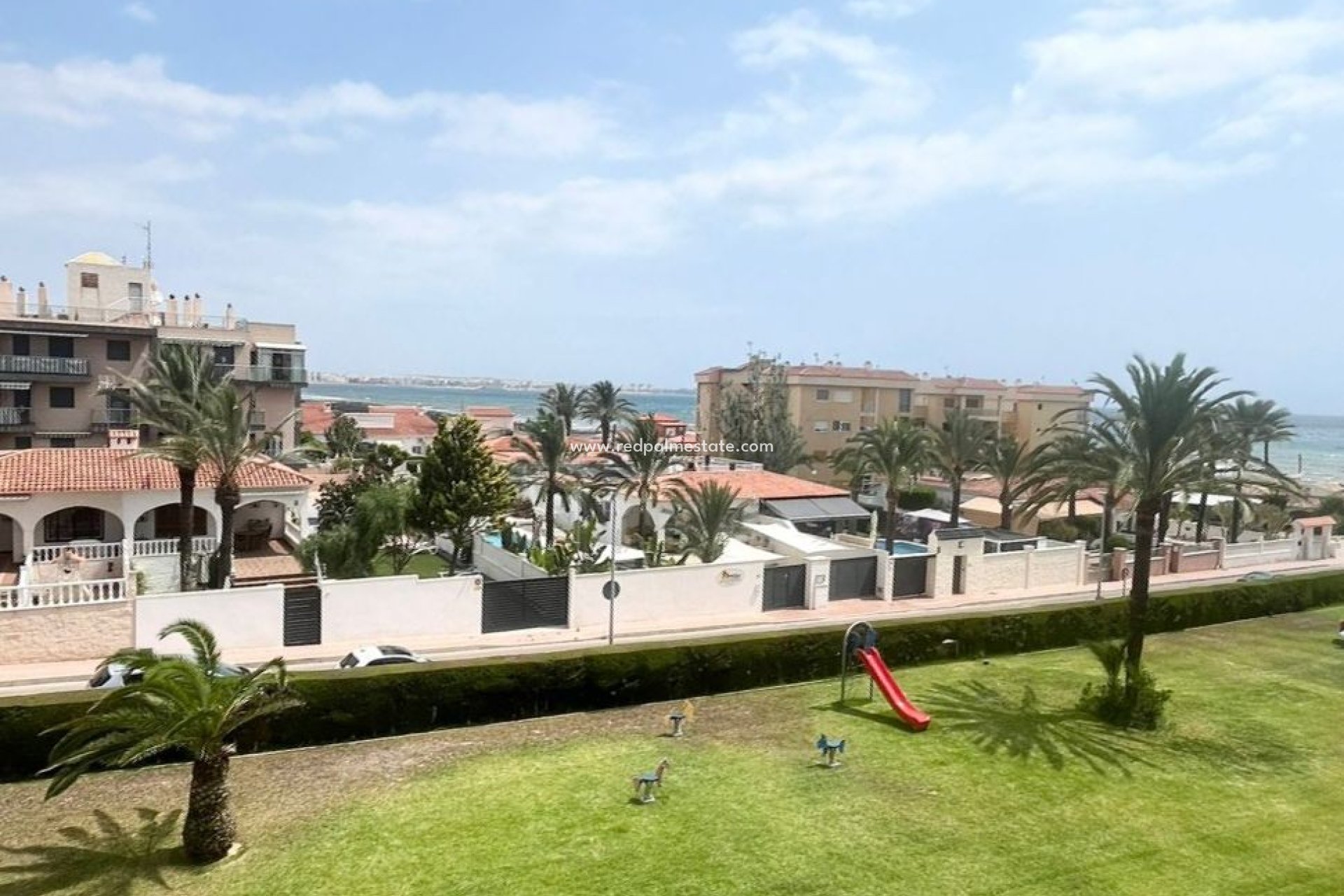 Resale - Apartments -
Torrevieja - Punta prima