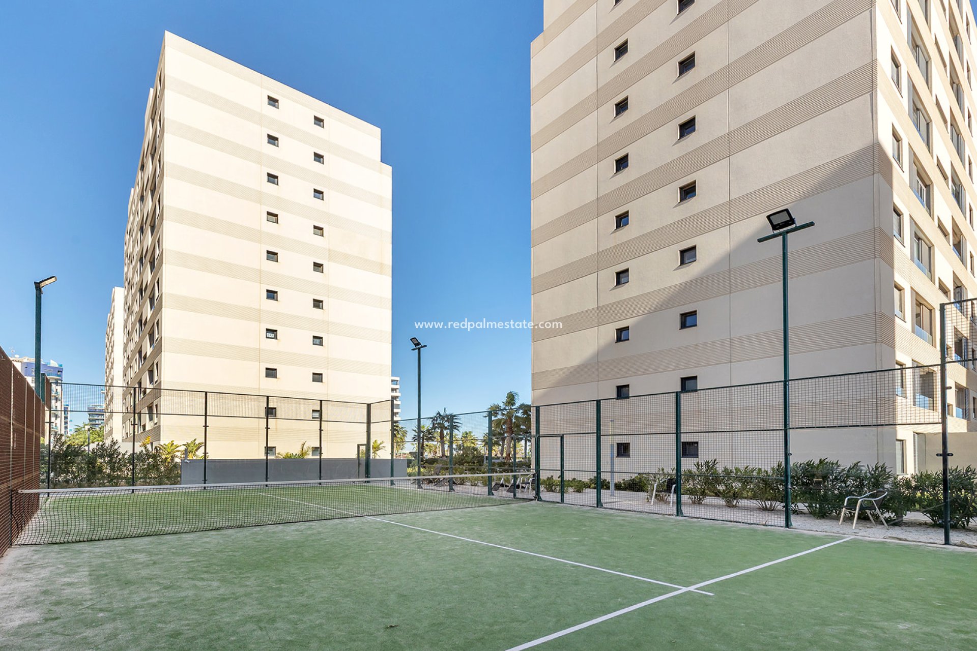 Resale - Apartments -
Torrevieja - Punta prima