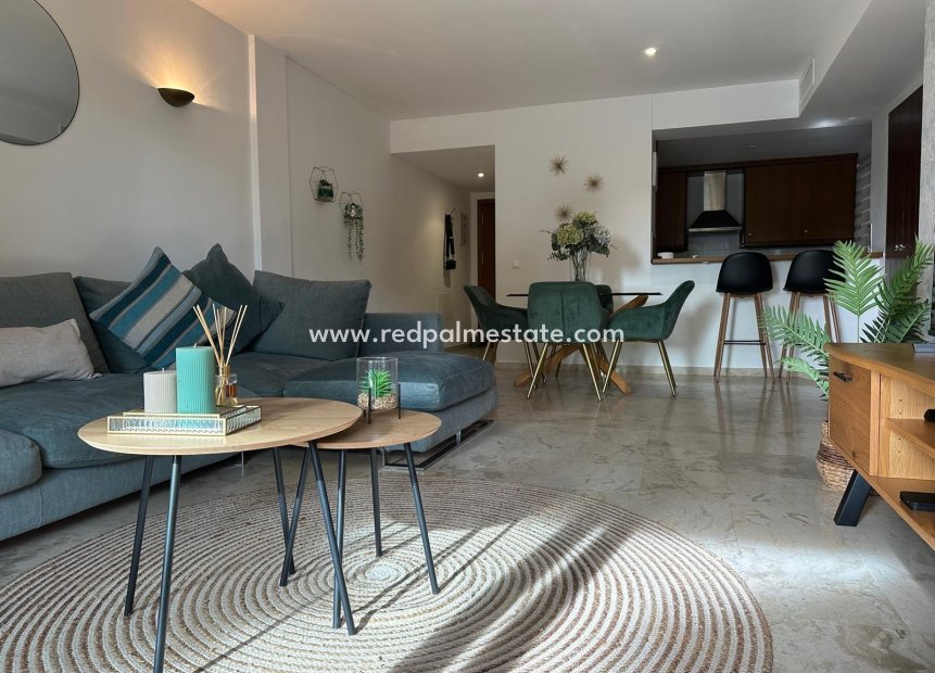 Resale - Apartments -
Torrevieja - Punta prima