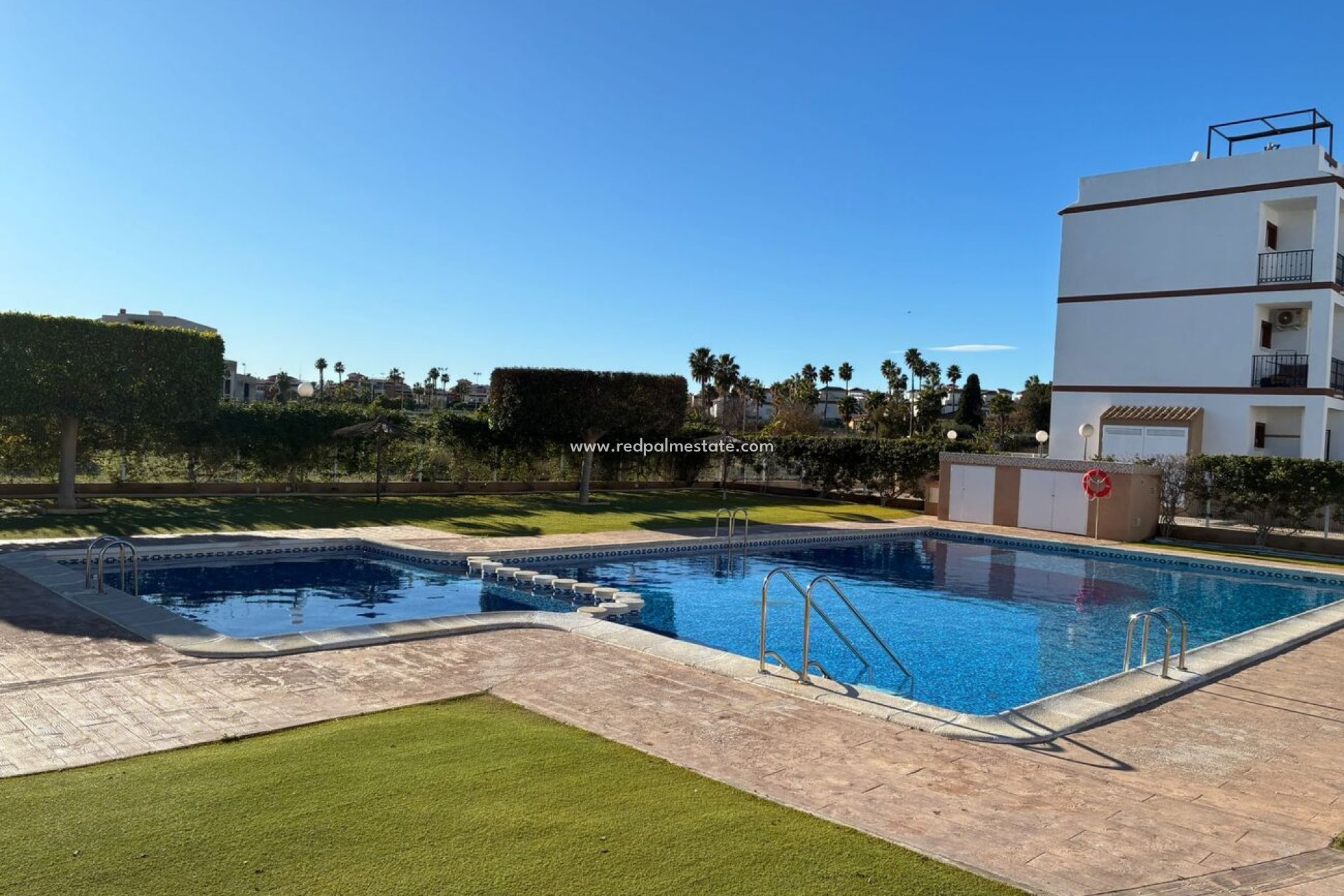 Resale - Apartments -
Torrevieja - Punta prima